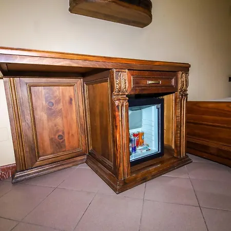 Brilant Antik 4* Tiran