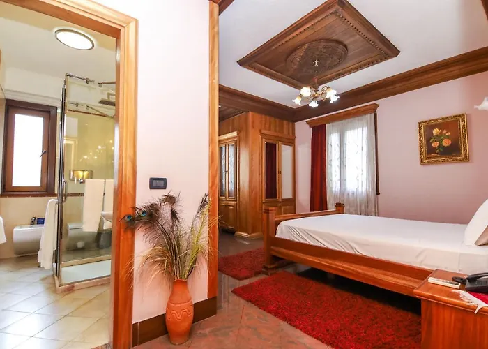 Brilant Antik Tirana