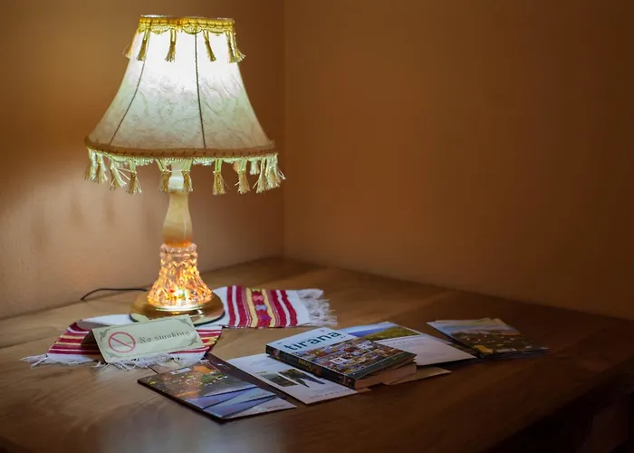 Ξενοδοχείο Brilant Antik Τίρανα