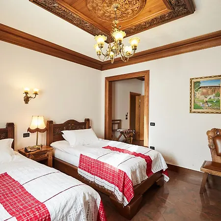 Brilant Antik 地拉那