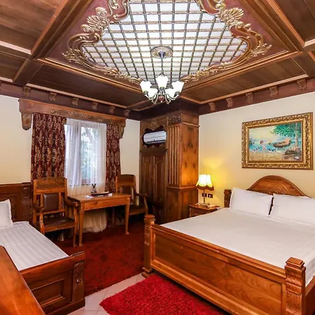 Brilant Antik 4* 地拉那