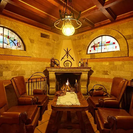 Brilant Antik 4* 地拉那