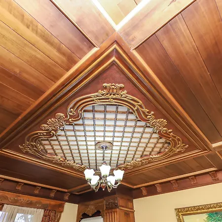 Hotel Brilant Antik Tirana