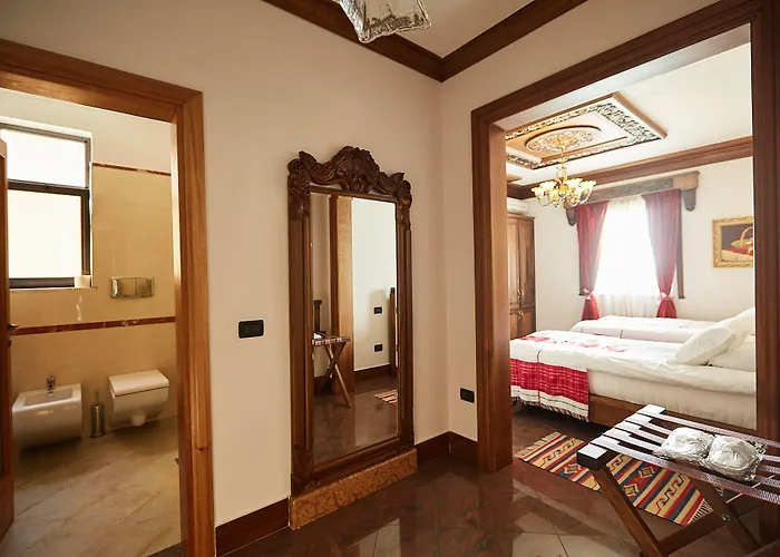 Hotel Brilant Antik 4*