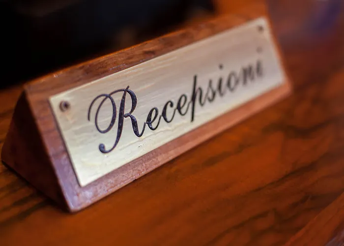 Brilant Antik Hotel Tirana