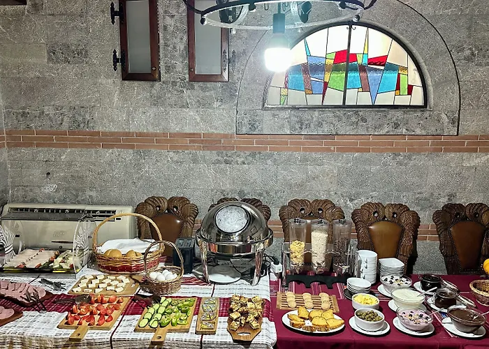 Brilant Antik 4* Tirana